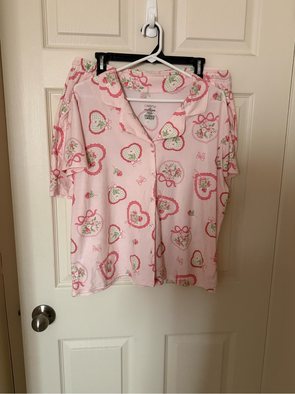 Women’s Pink Heart and Bows Print Pajama Set